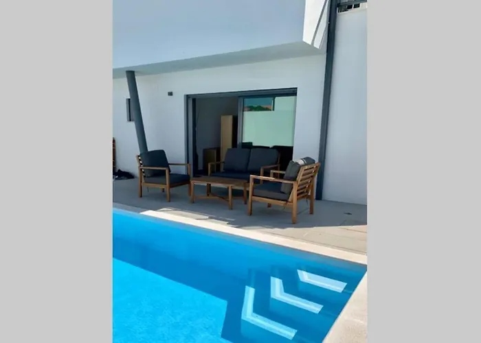 New And Modern 3 Bedroom With Private Heated Pool Near Nazare * São Martinho do Porto