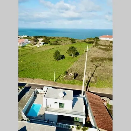 New And Modern 3 Bedroom With Private Heated Pool Near Nazare Βίλα